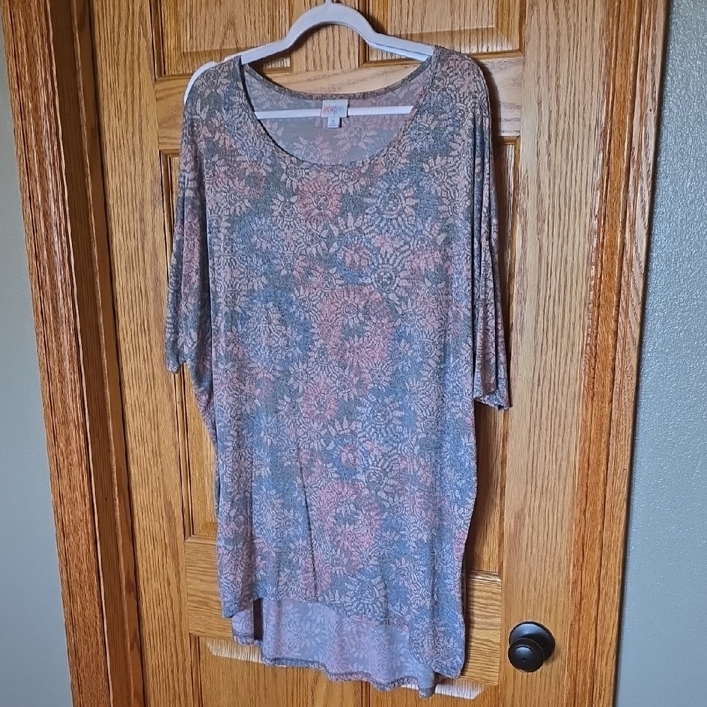 LuLaRoe Irma Tunic Blue and Light Red Floral